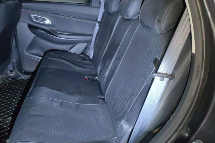 Used CHANGAN OSHAN X7 PLUS 2022 1.5T Blue Whale Edition Automatic Prestige Version Left Rear Seat