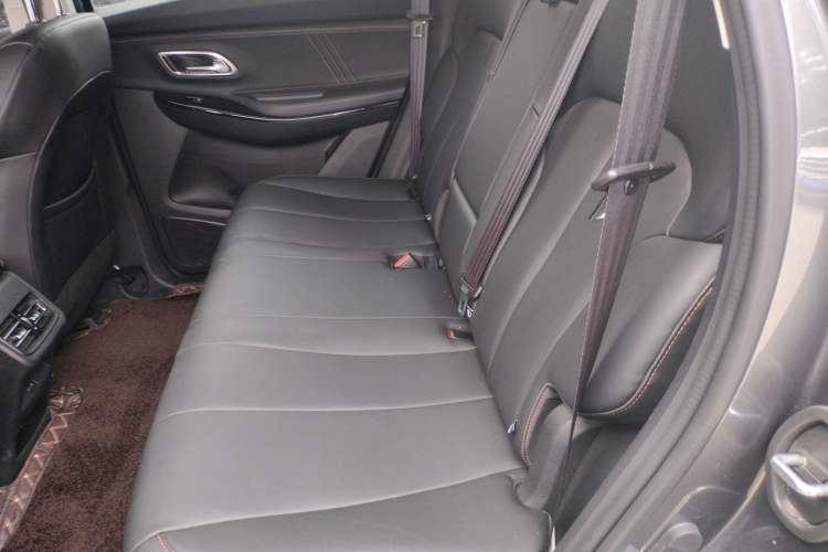 Used CHANGAN OSHAN X7 PLUS 2022 1.5T Blue Whale Edition Automatic Prestige Version Left Rear Seat