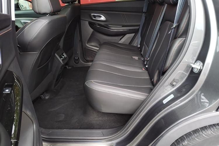 Used CHANGAN OSHAN X7 PLUS 2022 1.5T Blue Whale Edition Automatic Luxury Trim Left Rear Seat