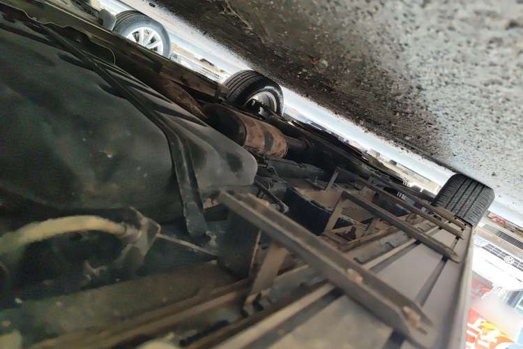 Used CHANGAN OSHAN X7 PLUS 2022 1.5T Manual Luxury Version Left Side Sill