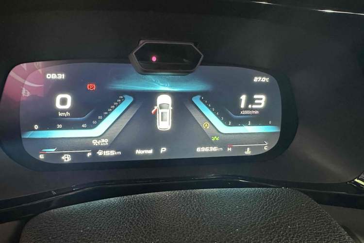 Used CHANGAN OSHAN X7 PLUS 2022 1.5T Blue Whale Edition Automatic Geeker Flagship Model Odometer Close Up