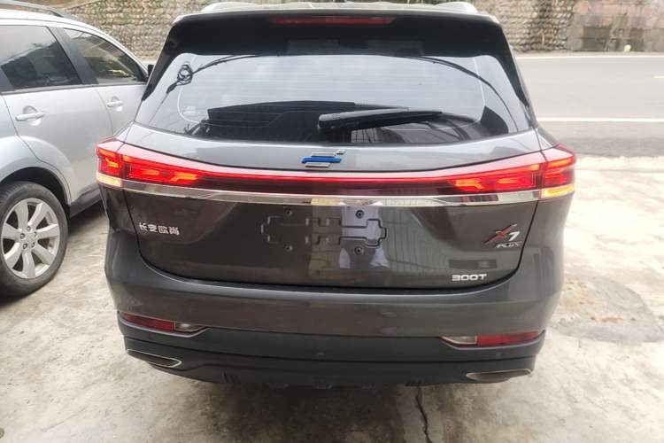 Used CHANGAN OSHAN X7 PLUS 2022 1.5T Blue Whale Edition Automatic Prestige 7-Seater Rear