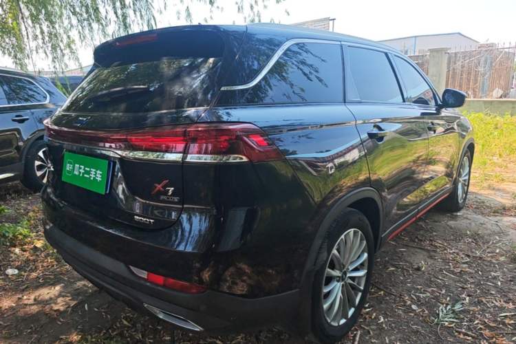 Used CHANGAN OSHAN X7 PLUS 2022 1.5T Blue Whale Edition Automatic Geeker Navigation Model Rear Right 45 Deg