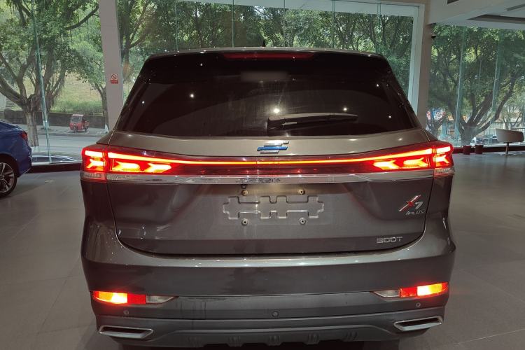 Used CHANGAN OSHAN X7 PLUS 2022 1.5T Blue Whale Edition Automatic Geeker Flagship Model Rear
