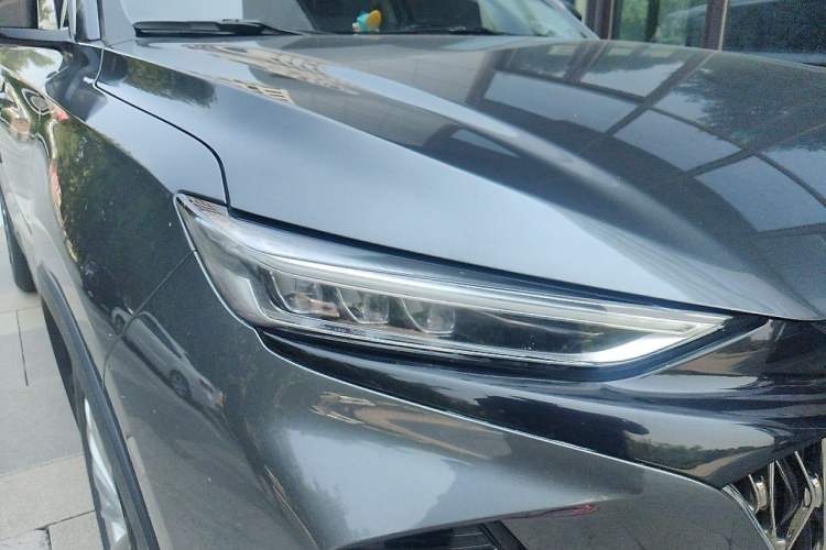 Used CHANGAN OSHAN X7 PLUS 2022 1.5T Blue Whale Edition Automatic Prestige 7-Seater Right Front Headlight