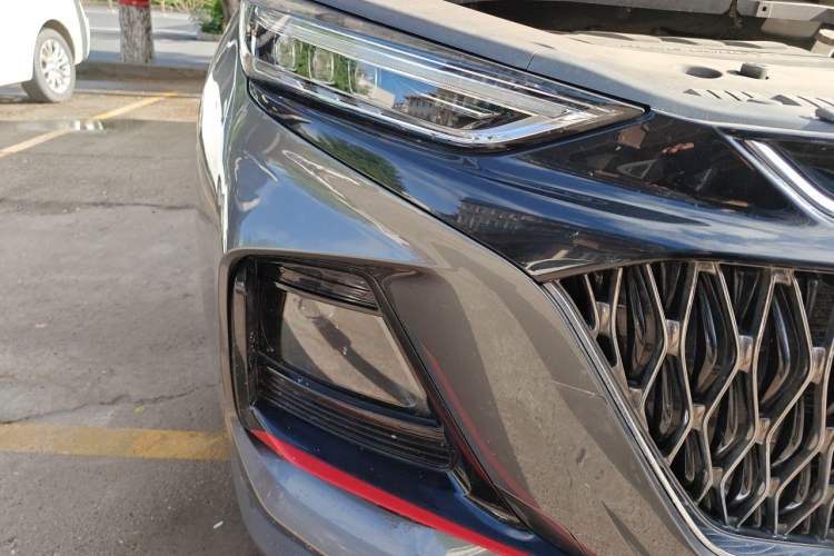 Used CHANGAN OSHAN X7 PLUS 2022 1.5T Blue Whale Edition Automatic Prestige Version Right Front Headlight