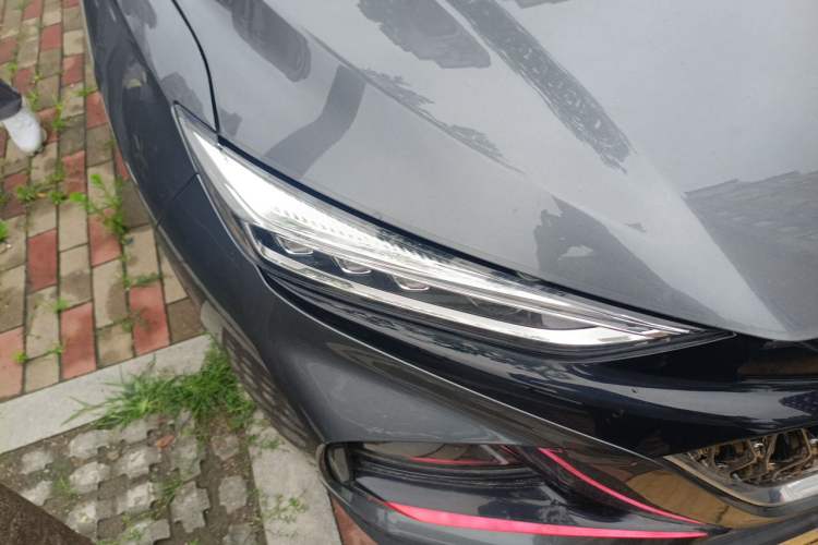 Used CHANGAN OSHAN X7 PLUS 2022 1.5T Blue Whale Edition Automatic Luxury Trim Right Front Headlight