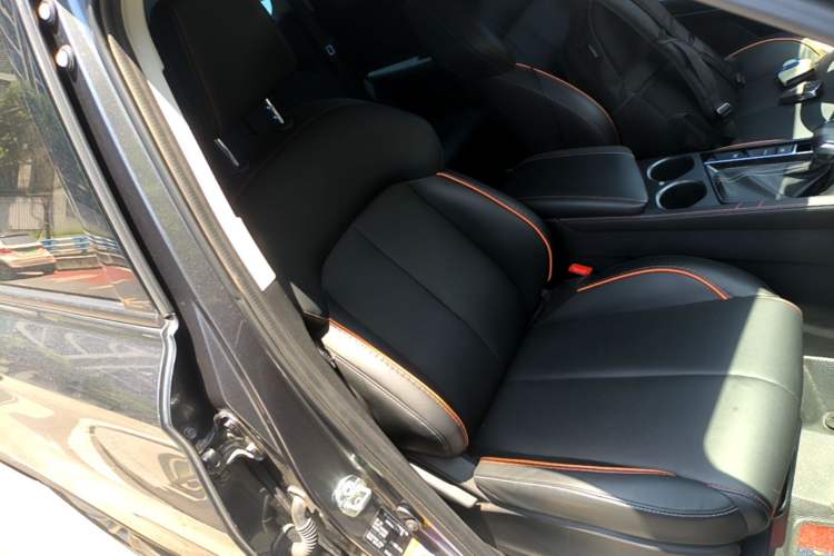 Used CHANGAN OSHAN X7 PLUS 2022 1.5T Blue Whale Edition Automatic Prestige Version Right Front Seat