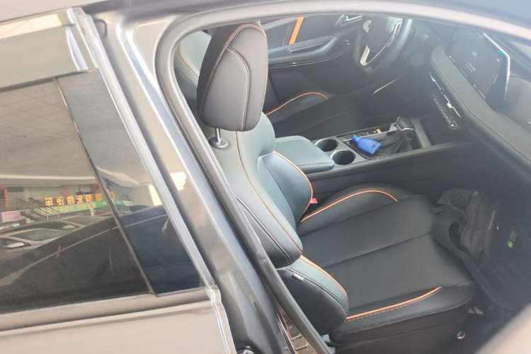 Used CHANGAN OSHAN X7 PLUS 2022 1.5T Automatic LeYou Edition Right Front Seat