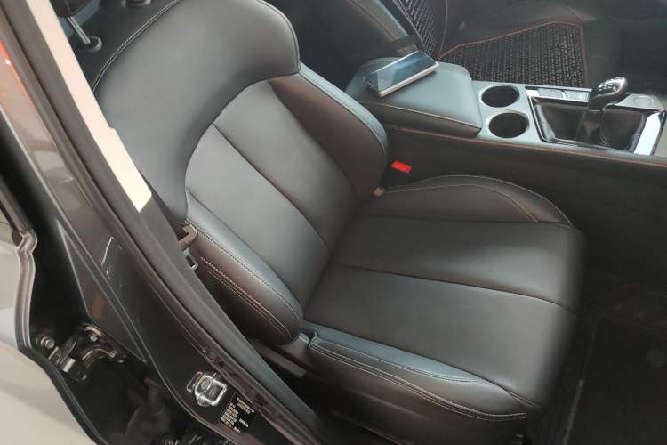 Used CHANGAN OSHAN X7 PLUS 2022 1.5T Manual Luxury Version Right Front Seat