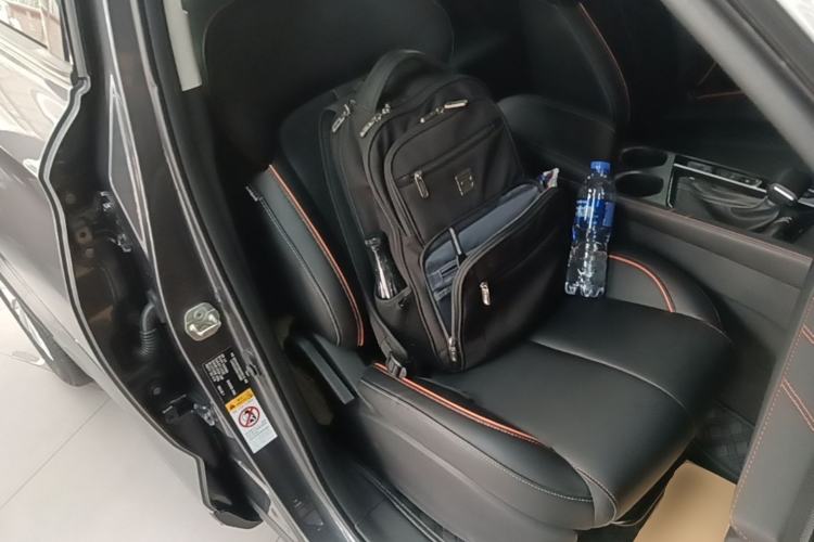 Used CHANGAN OSHAN X7 PLUS 2022 1.5T Blue Whale Edition Automatic Prestige Version Right Front Seat