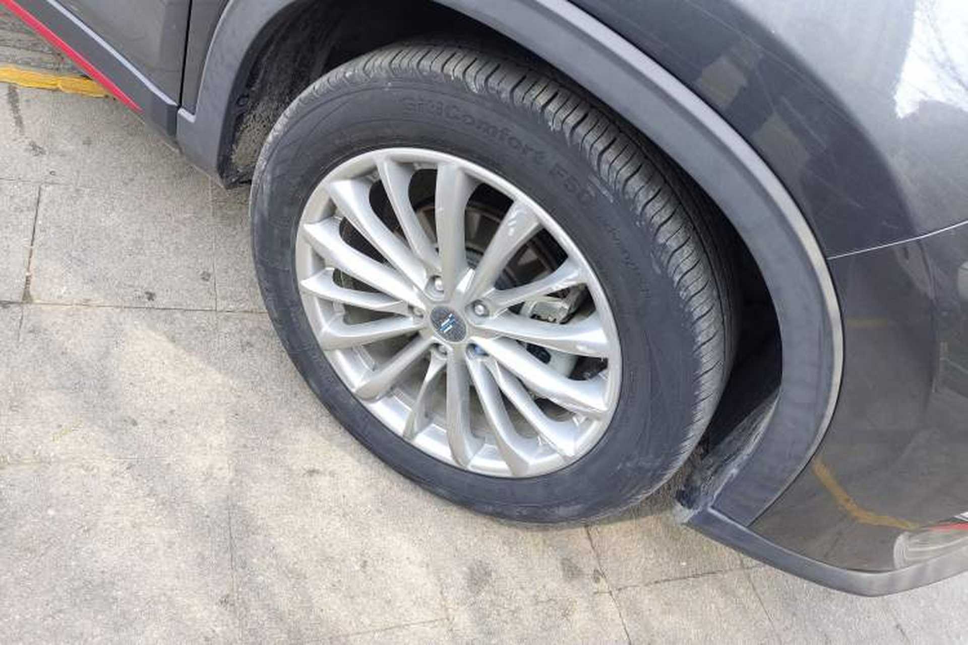 Used CHANGAN OSHAN X7 PLUS 2022 1.5T Blue Whale Edition Automatic Prestige Version Right Front Wheel Hub