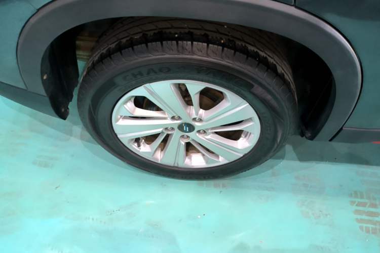 Used CHANGAN OSHAN X7 PLUS 2022 1.5T Blue Whale Edition Automatic Luxury Version Right Rear Wheel Hub