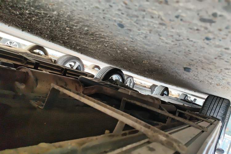 Used CHANGAN OSHAN X7 PLUS 2022 1.5T Manual Luxury Version Right Side Sill