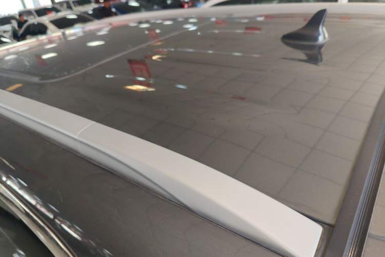 Used CHANGAN OSHAN X7 PLUS 2022 1.5T Blue Whale Edition Automatic Prestige Version Roof