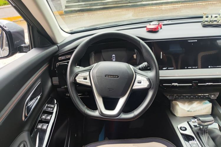 Used CHANGAN OSHAN X7 PLUS 2022 1.5T Blue Whale Edition Automatic Prestige Version Steering Wheel