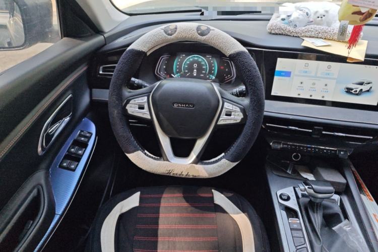 Used CHANGAN OSHAN X7 PLUS 2022 1.5T Blue Whale Edition Automatic Prestige Version Steering Wheel