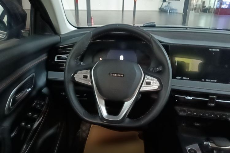 Used CHANGAN OSHAN X7 PLUS 2022 1.5T Blue Whale Edition Automatic Prestige Version Steering Wheel