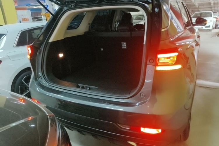 Used CHANGAN OSHAN X7 PLUS 2022 1.5T Blue Whale Edition Automatic ZhiZun Model Trunk
