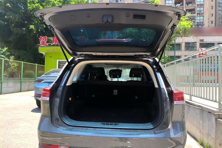Used CHANGAN OSHAN X7 PLUS 2022 1.5T Blue Whale Edition Automatic Prestige Version Trunk