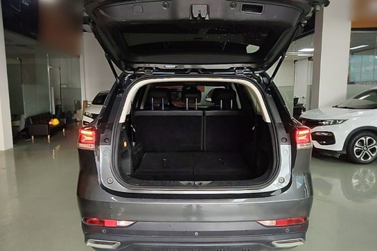 Used CHANGAN OSHAN X7 PLUS 2022 1.5T Blue Whale Edition Automatic Smart Luxury 7-Seater Trunk