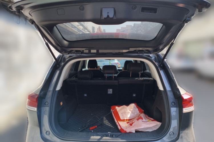 Used CHANGAN OSHAN X7 PLUS 2022 1.5T Blue Whale Edition Automatic Prestige Version Trunk