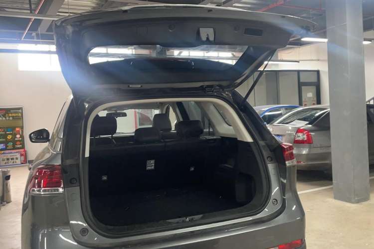 Used CHANGAN OSHAN X7 PLUS 2022 1.5T Blue Whale Edition Automatic Luxury Trim Trunk