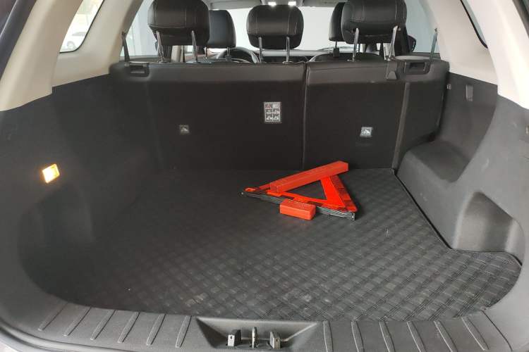Used CHANGAN OSHAN X7 PLUS 2022 1.5T Manual Luxury Version Trunk