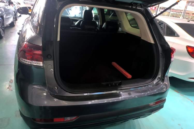 Used CHANGAN OSHAN X7 PLUS 2022 1.5T Blue Whale Edition Automatic Luxury Version Trunk