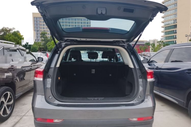 Used CHANGAN OSHAN X7 PLUS 2022 1.5T Blue Whale Edition Automatic Prestige Version Trunk