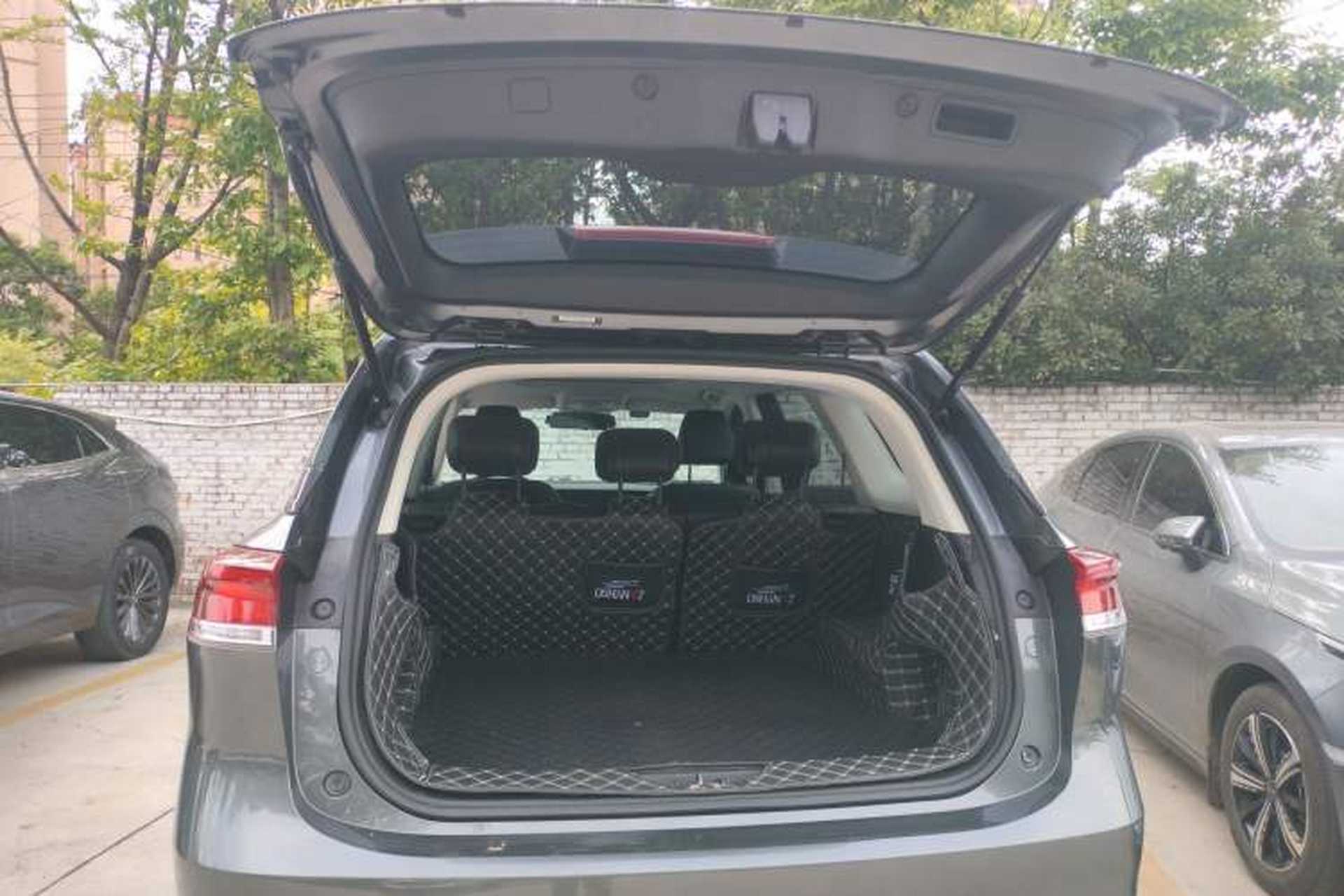 Used CHANGAN OSHAN X7 PLUS 2022 1.5T Blue Whale Edition Automatic Prestige Version Trunk