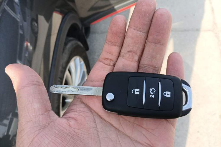 Used CHANGAN OSHAN X7 PLUS 2022 1.5T Manual Luxury Version Vehicle Key