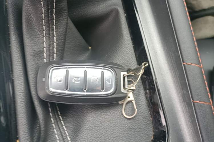Used CHANGAN OSHAN X7 PLUS 2022 1.5T Blue Whale Edition Automatic Prestige Version Vehicle Key