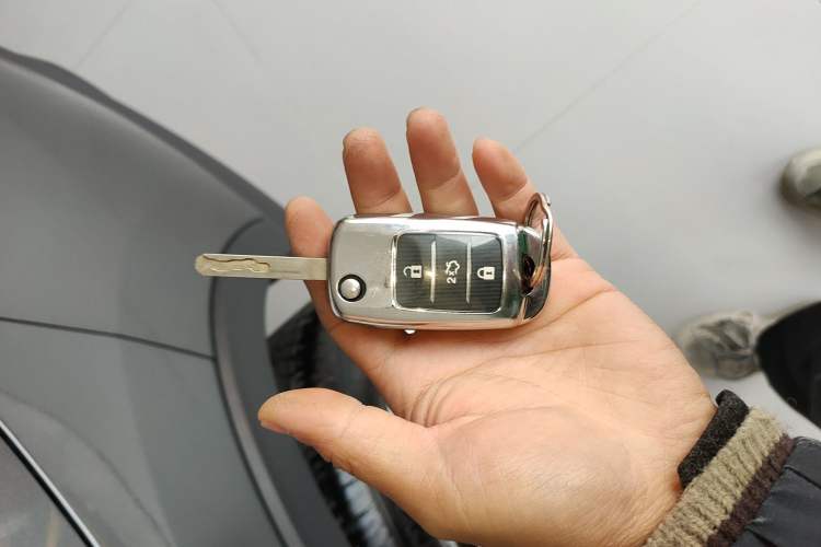 Used CHANGAN OSHAN X7 PLUS 2022 1.5T Manual Luxury Version Vehicle Key