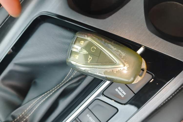 Used CHANGAN OSHAN X7 PLUS 2022 1.5T Blue Whale Edition Automatic Prestige Version Vehicle Key