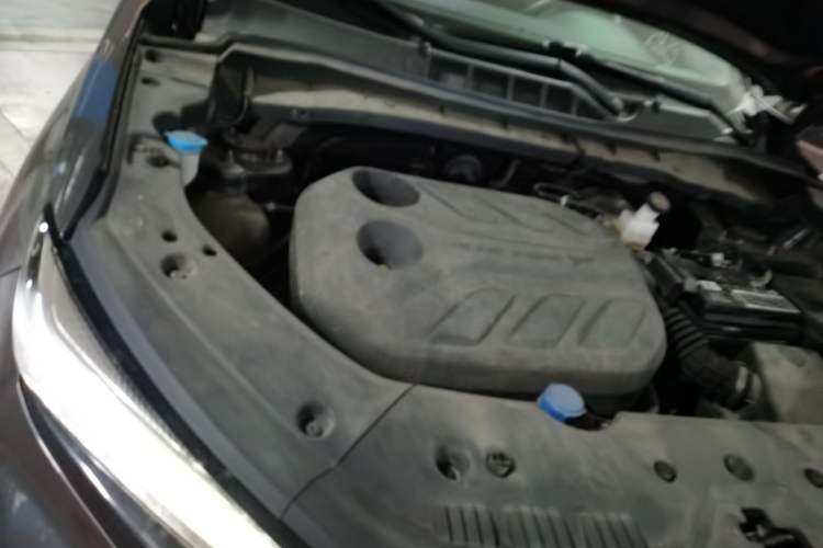 Used CHANGAN OSHAN X7 PLUS 2022 1.5T Blue Whale Edition Automatic Prestige Version Engine Bay Right