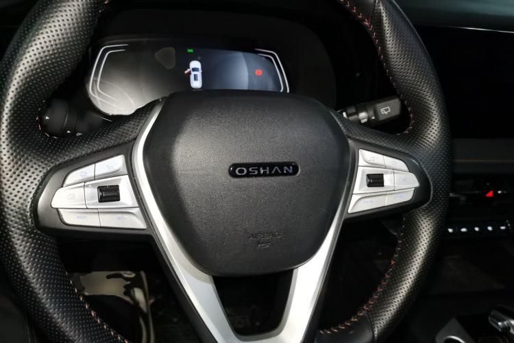 Used CHANGAN OSHAN X7 PLUS 2022 1.5T Blue Whale Edition Automatic Prestige Version Steering Wheel