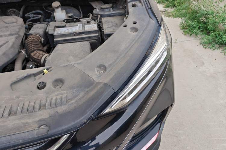 Used CHANGAN OSHAN X7 PLUS 2022 1.5T Blue Whale Edition Automatic Prestige Version Engine Bay Left