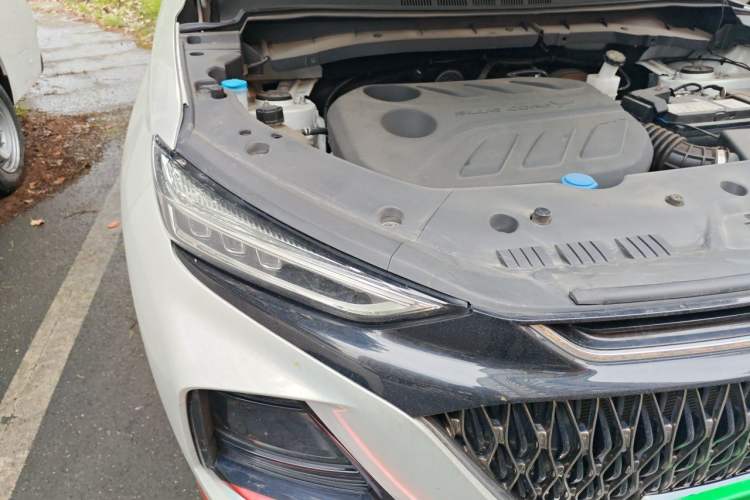 Used CHANGAN OSHAN X7 PLUS 2022 1.5T Blue Whale Edition Automatic Prestige Version Engine Bay Right