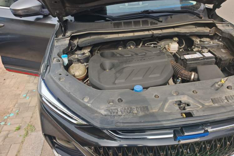Used CHANGAN OSHAN X7 PLUS 2022 1.5T Blue Whale Edition Automatic Prestige Version Engine Bay Right