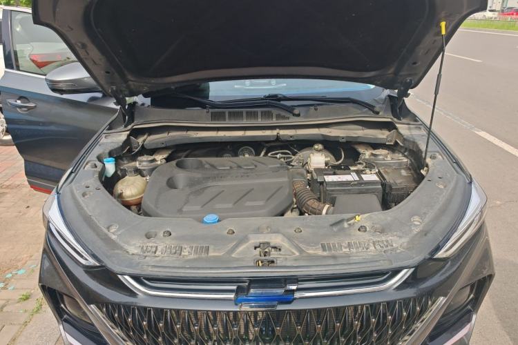 Used CHANGAN OSHAN X7 PLUS 2022 1.5T Blue Whale Edition Automatic Prestige Version Engine Bay