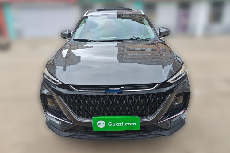 Used CHANGAN OSHAN X7 PLUS 2022 1.5T Blue Whale Edition Automatic ZhiZun Model Front