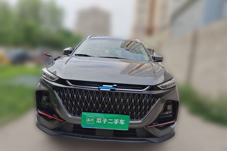 Used CHANGAN OSHAN X7 PLUS 2022 1.5T Blue Whale Edition Automatic Prestige Version Front