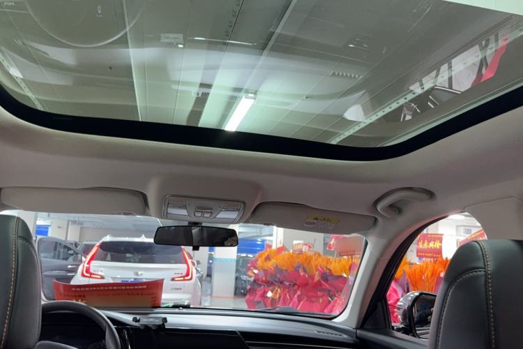 Used CHANGAN OSHAN X7 PLUS 2022 1.5T Blue Whale Edition Automatic Luxury Trim Headliner