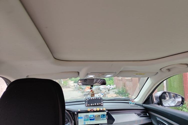 Used CHANGAN OSHAN X7 PLUS 2022 1.5T Blue Whale Edition Automatic Prestige Version Headliner