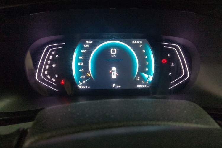 Used CHANGAN OSHAN X7 PLUS 2022 1.5T Blue Whale Edition Automatic Prestige 7-Seater Instrument Cluster