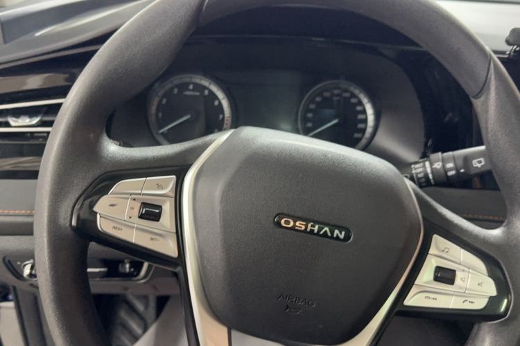 Used CHANGAN OSHAN X7 PLUS 2022 1.5T Blue Whale Edition Automatic Luxury Trim Instrument Cluster