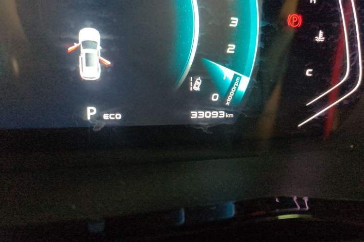 Used CHANGAN OSHAN X7 PLUS 2022 1.5T Blue Whale Edition Automatic Prestige 7-Seater Odometer Close Up