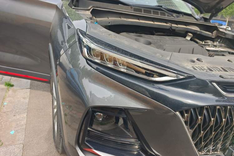 Used CHANGAN OSHAN X7 PLUS 2022 1.5T Blue Whale Edition Automatic Prestige Version Right Front Headlight