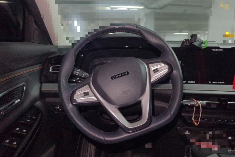 Used CHANGAN OSHAN X7 PLUS 2022 1.5T Blue Whale Edition Automatic Prestige 7-Seater Steering Wheel
